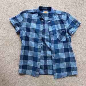 Hugo Boss button up mens t-shirt